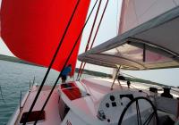 trimaran sejlbåd sejler dæk cockpit